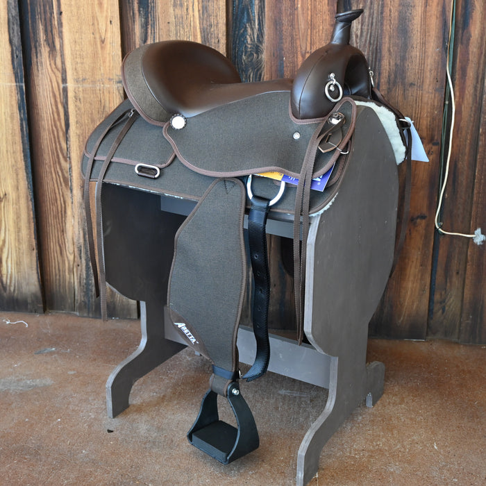 16" ABETTA DELUXE SQUARE SKIRT TRAIL SADDLE