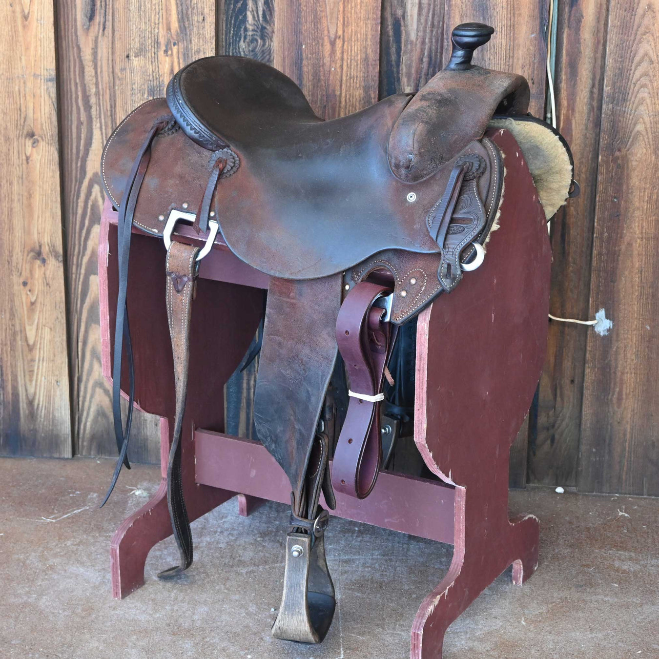 16" USED JEFF SMITH COWBOY SADDLE Saddles - Used Jeff Smith