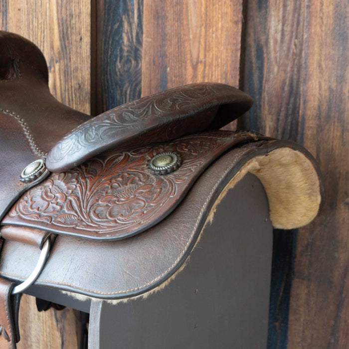 15.5" USED RYONS TEAM ROPING SADDLE
