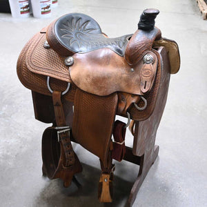 15" USED COATS ROPING SADDLE Saddles Coats Saddlery