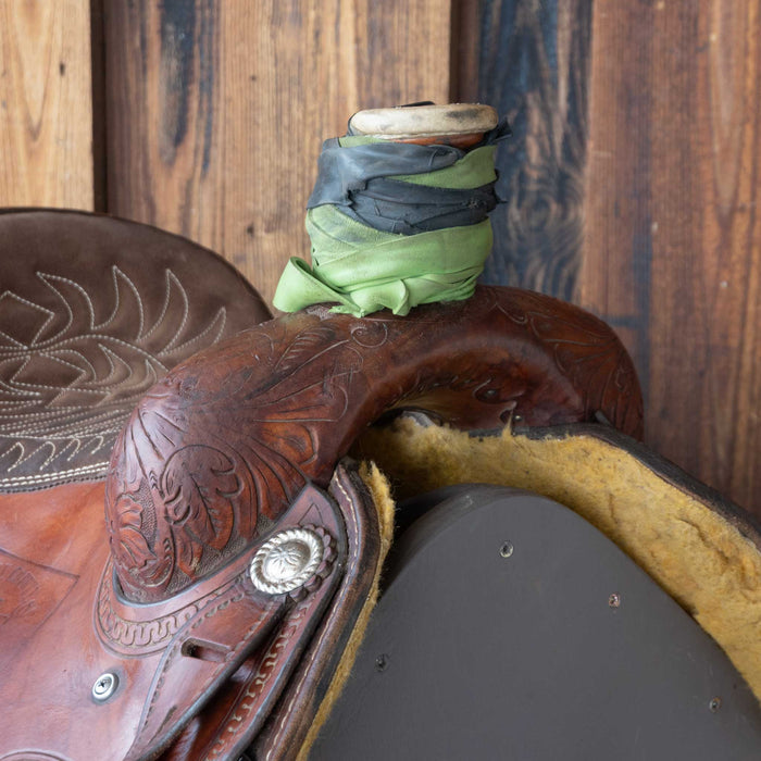 15.5" USED CORRIENTE TEAM ROPING SADDLE