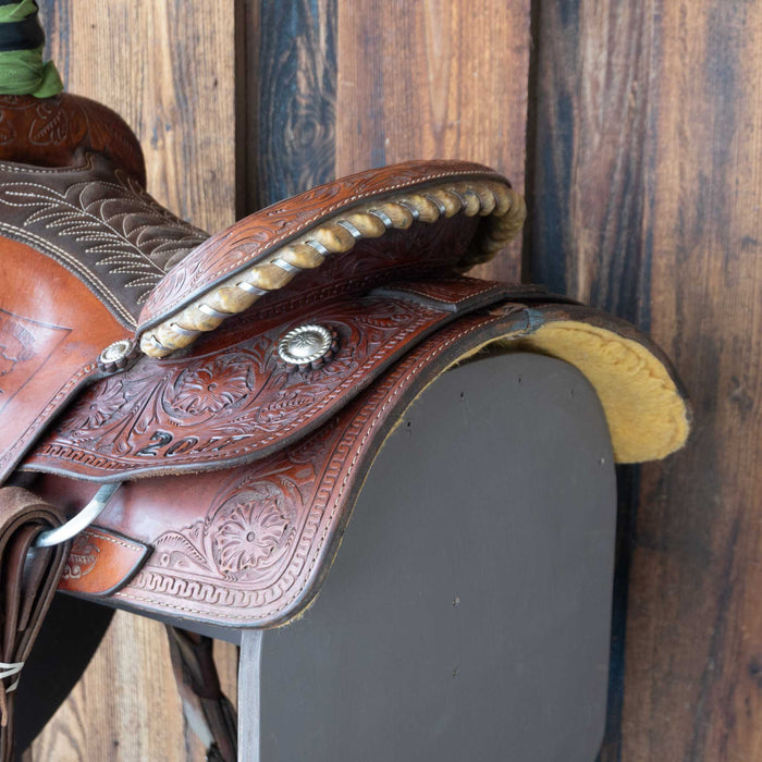15.5" USED CORRIENTE TEAM ROPING SADDLE
