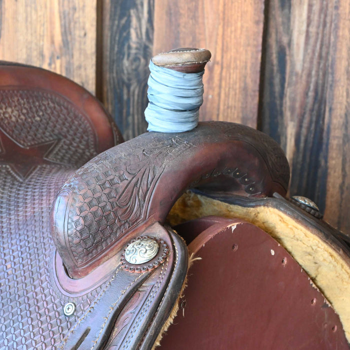 14.5" USED STRAY STAR TEAM ROPING SADDLE Saddles - Used Stray Star Saddlery