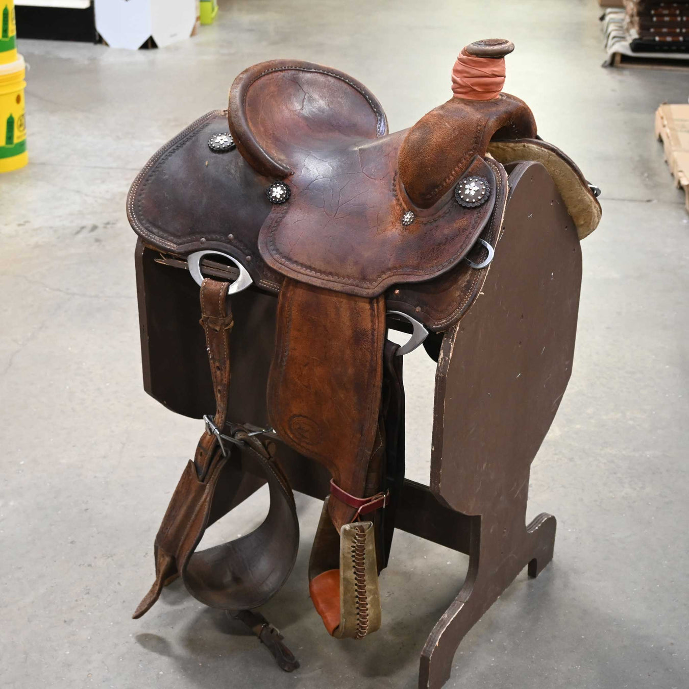 13.5" USED PATRICK SMITH TEAM ROPING SADDLE Saddles - Used Patrick Smith