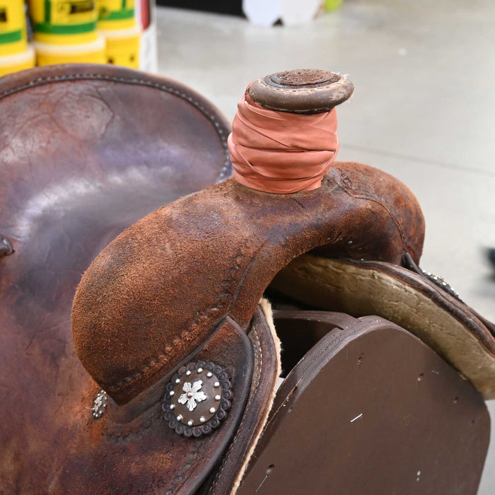 13.5" USED PATRICK SMITH TEAM ROPING SADDLE