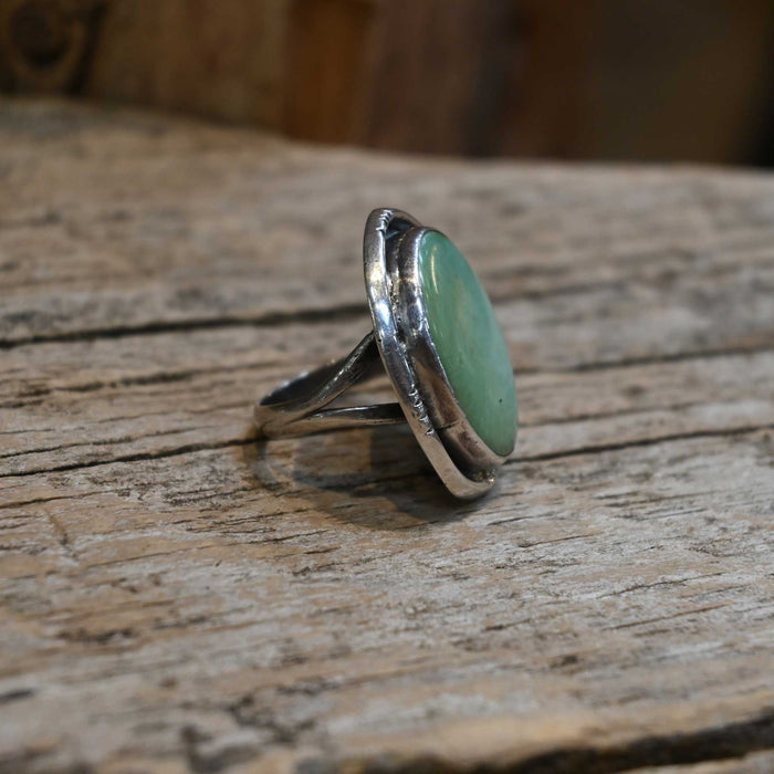Vintage Size 7 Seafoam Ring WOMEN - Accessories - Jewelry - Rings Misc