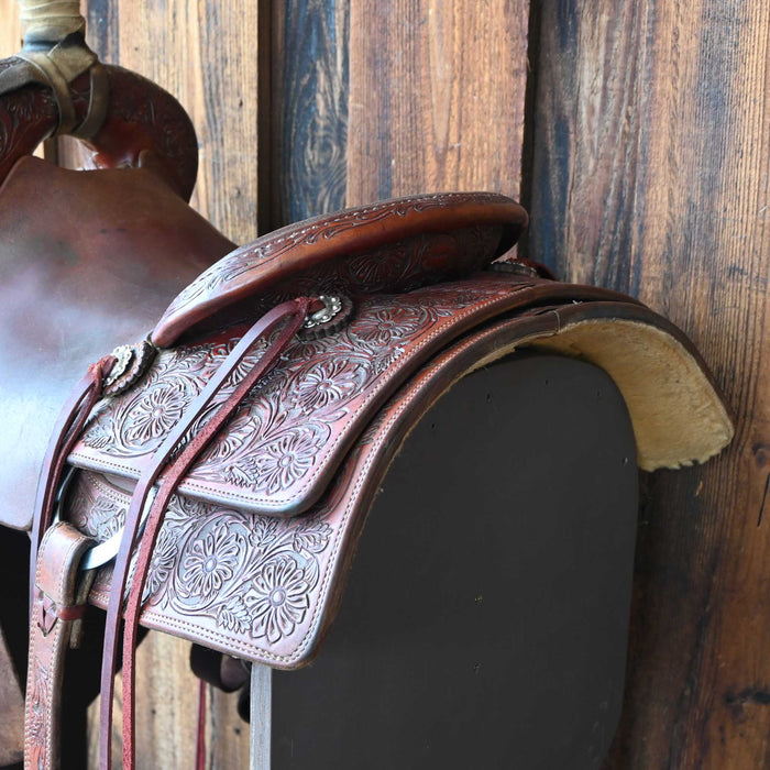 15" USED TAD SANDERS TEAM ROPING SADDLE