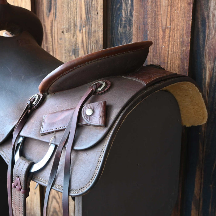 16.5" USED JEFF SMITH CUTTING SADDLE