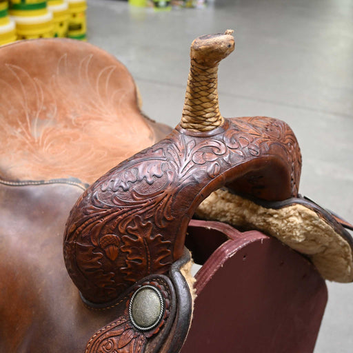 17" USED D & D CUTTING SADDLE Saddles - Used D & D