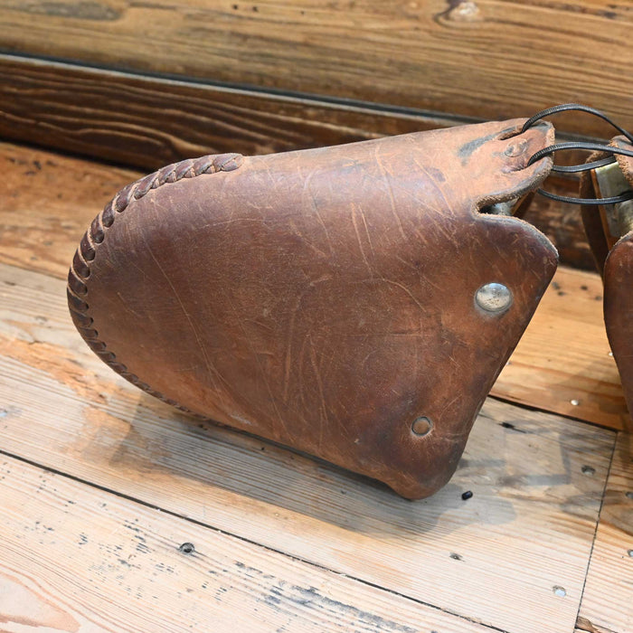Clint Greggory Smooth Leather Tapaderos