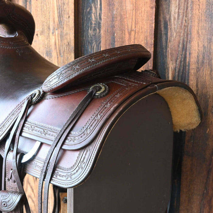 16.5" USED JEFF SMITH CUTTING SADDLE