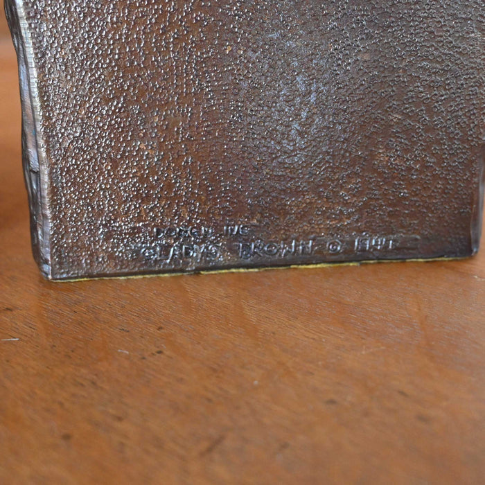 1947 Dodge Inc. Gladys Brown Hereford Bookends