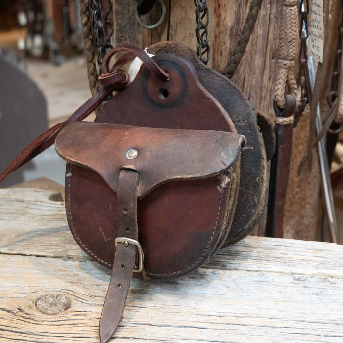 Shop-made Saddle Pouch