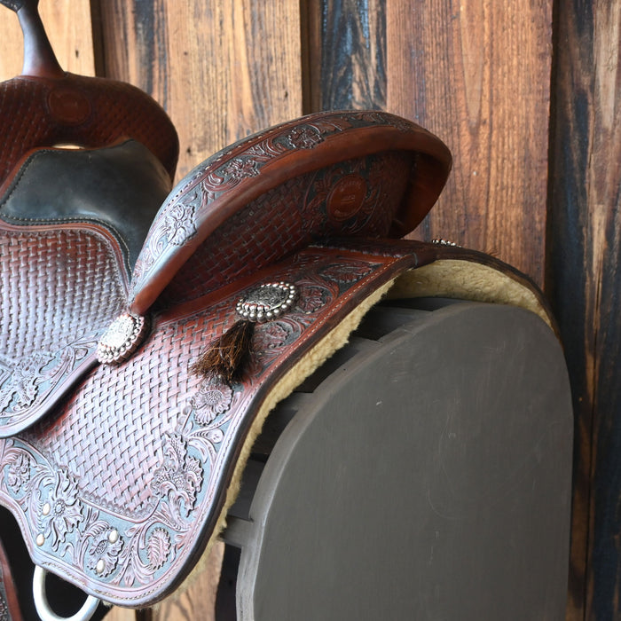 13" USED CALDWELL BARREL SADDLE Saddles - Used Caldwell