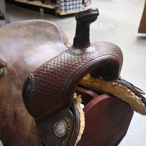 17" USED STAR OF TEXAS CUTTING SADDLE