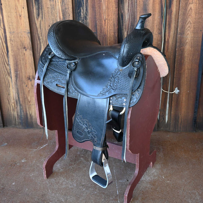 16" USED ROYAL KING TRAIL SADDLE