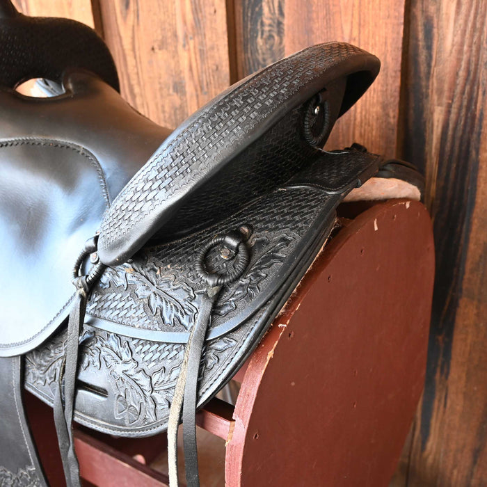 16" USED ROYAL KING TRAIL SADDLE