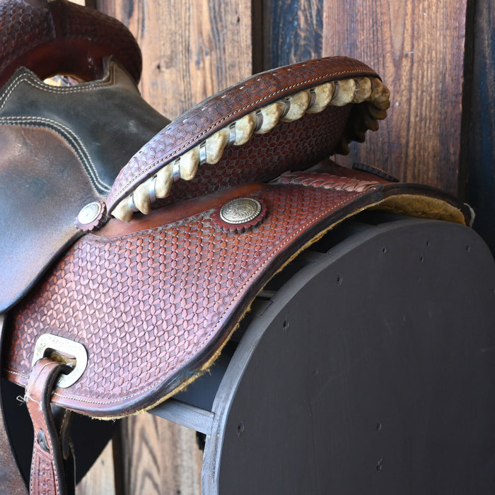13" USED FOUR T BARREL SADDLE