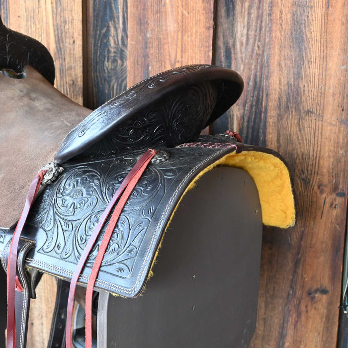 17" USED ROYAL KING BARREL SADDLE