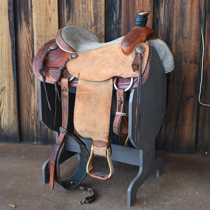 16" USED TEAM ROPING SADDLE