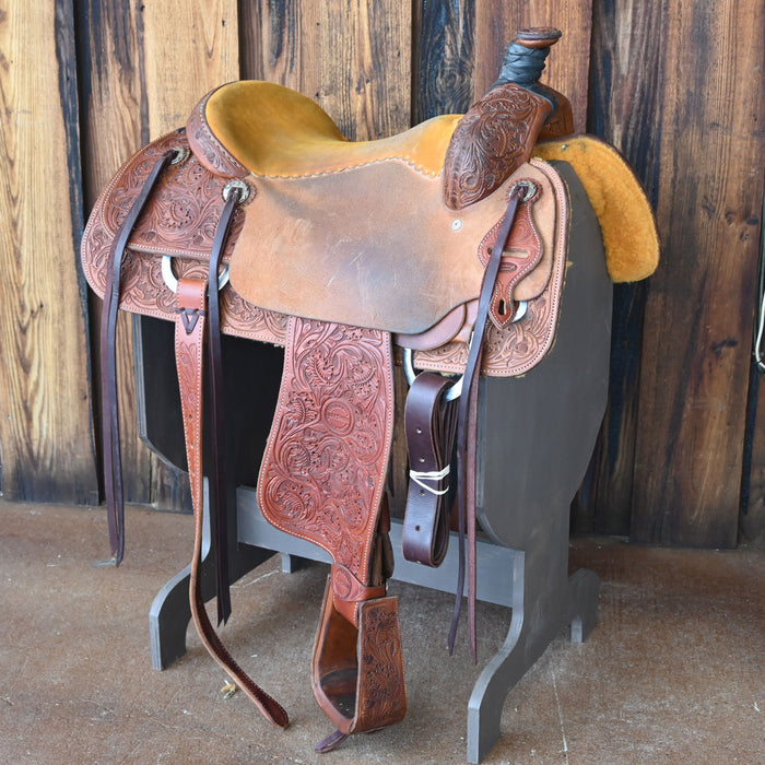 16.5" USED JEFF SMITH TEAM ROPING SADDLE