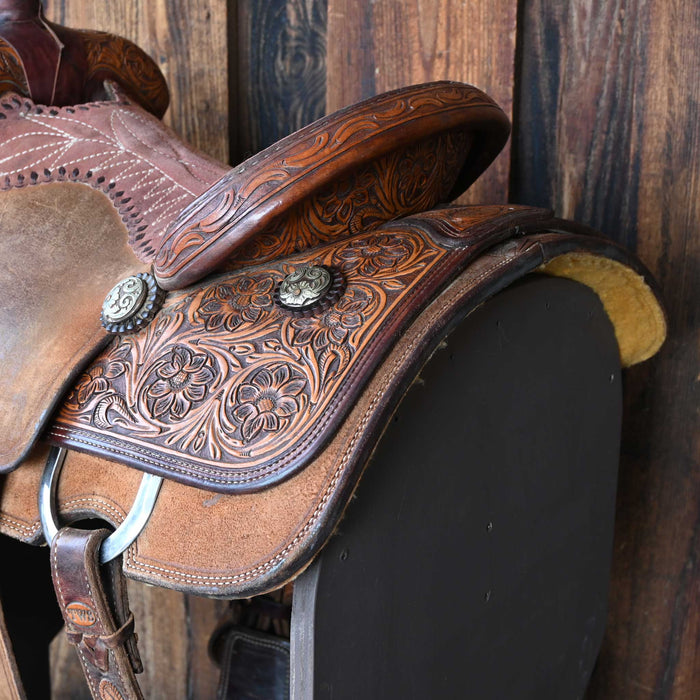 13.5" USED TRENT WARD PLATINUM CALF ROPING SADDLE