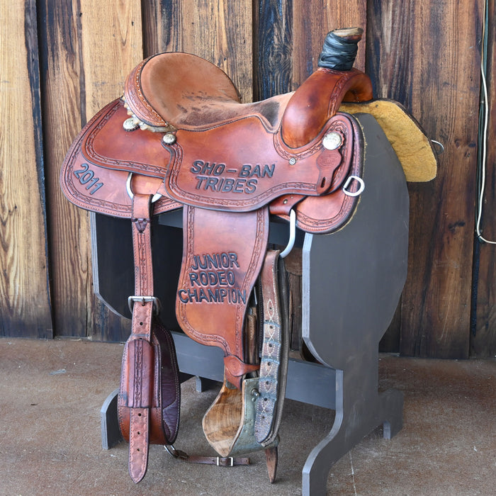 15.5" USED CIRCLE G BRAND TEAM ROPING SADDLE