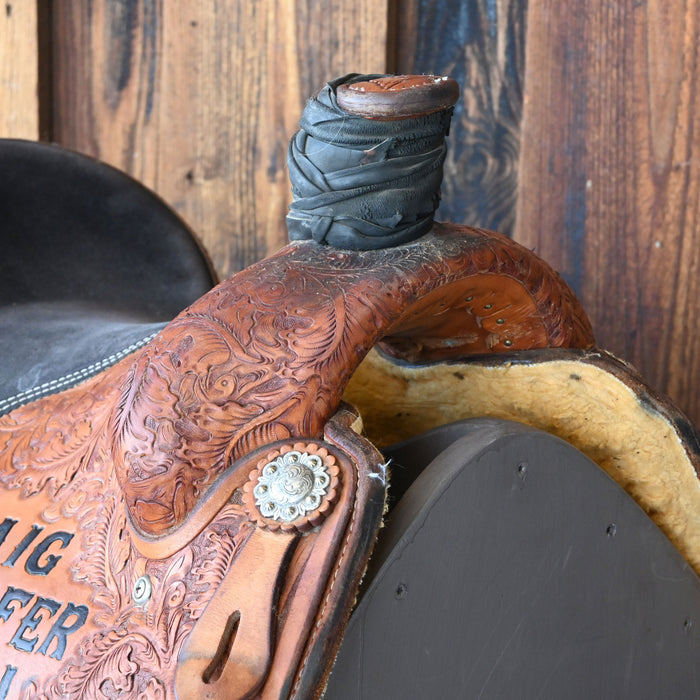 15" USED TWISTER TEAM ROPING SADDLE