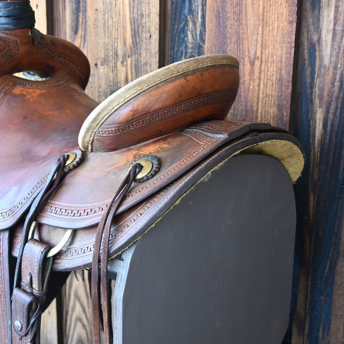 15.5" USED CORRIENTE POST HORN SADDLE