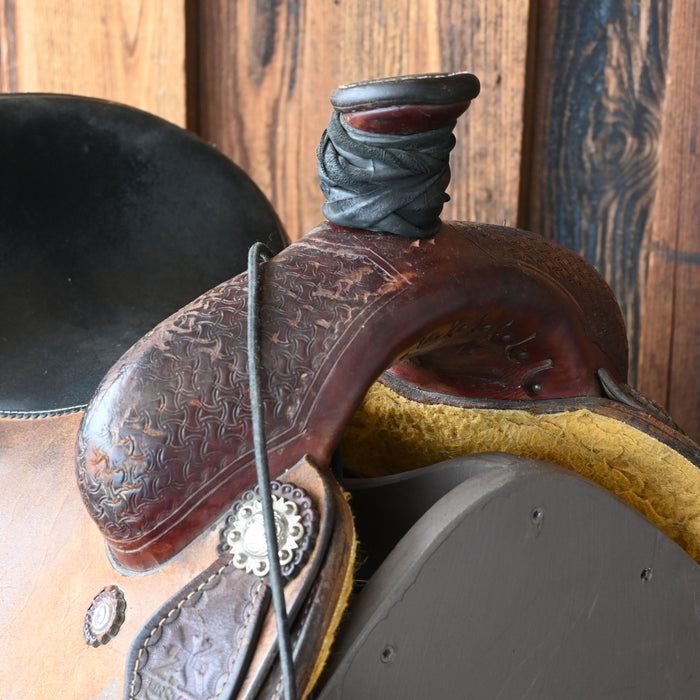 13.5" USED REINSMAN TEAM ROPING SADDLE
