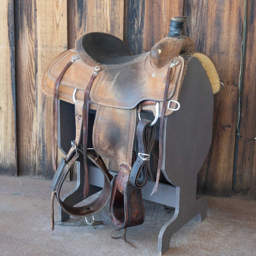 15.5" USED CACTUS TEAM ROPING SADDLE Saddles - Used CACTUS SADDLERY