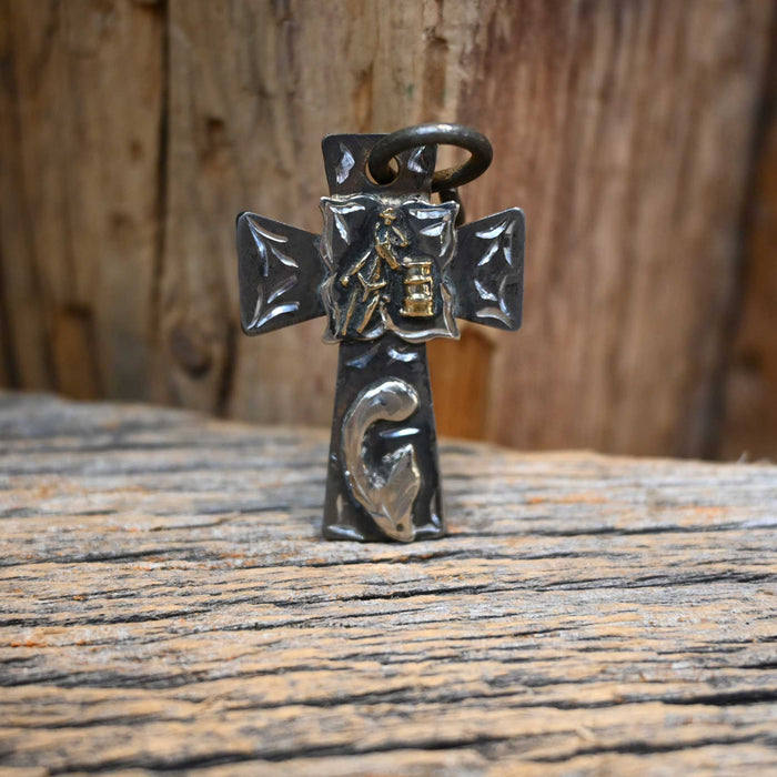 Will Daniel Barrel Racer Cross Pendant