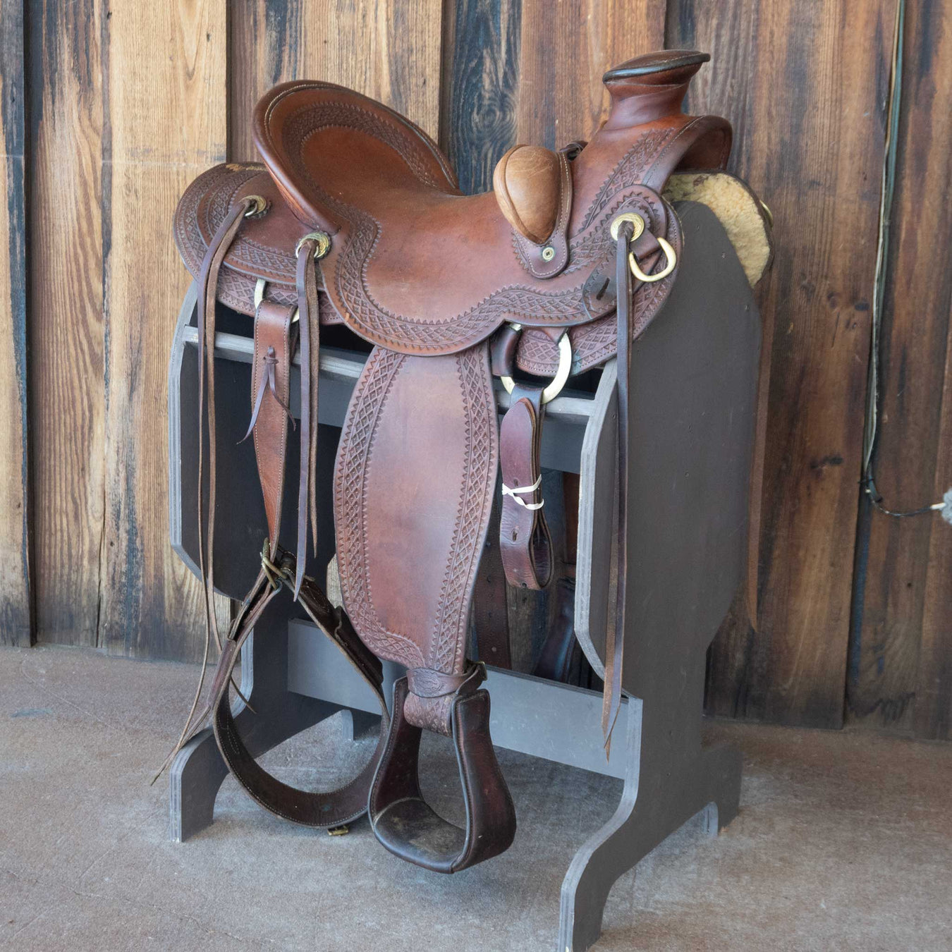 16" USED McCLINTOOK WADE SADDLE Saddles - Used McClintook