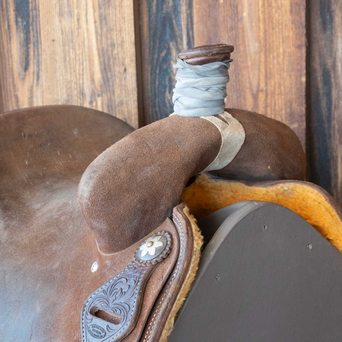 13.5" USED JEFF SMITH TEAM ROPING SADDLE