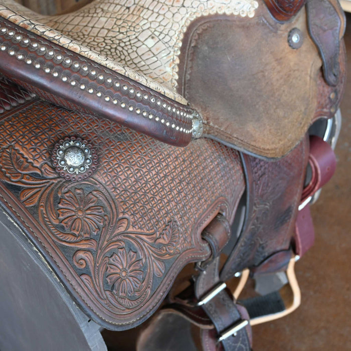 13.5" USED REINSMAN XTREME BARREL SADDLE