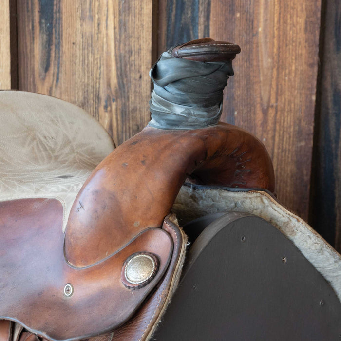 15" USED TEAM ROPING SADDLE