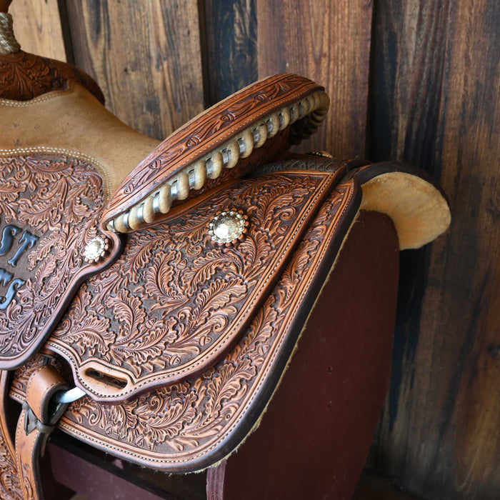 14.5" USED YOST TEAM ROPING SADDLE
