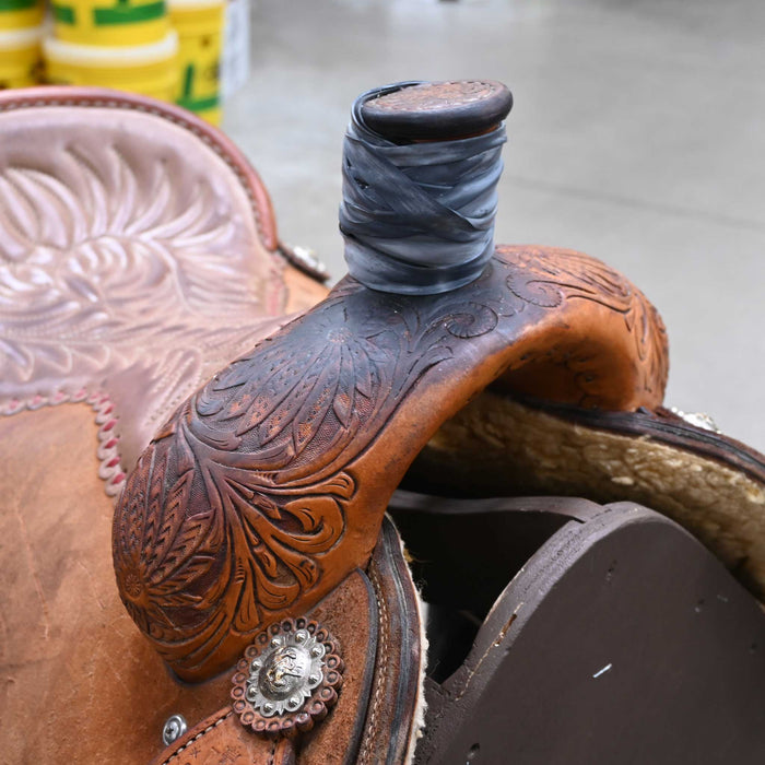 15.5" USED EMPEROR CUSTOM TEAM ROPING SADDLE