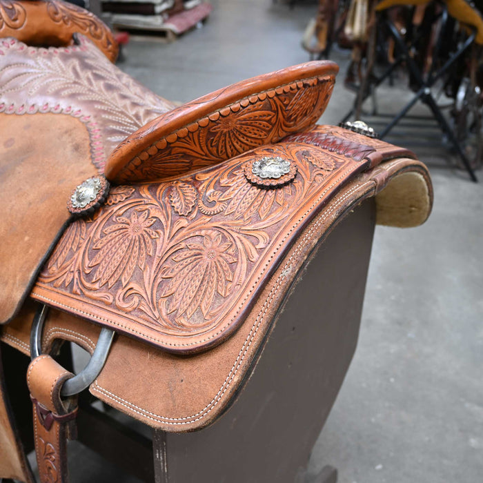 15.5" USED EMPEROR CUSTOM TEAM ROPING SADDLE