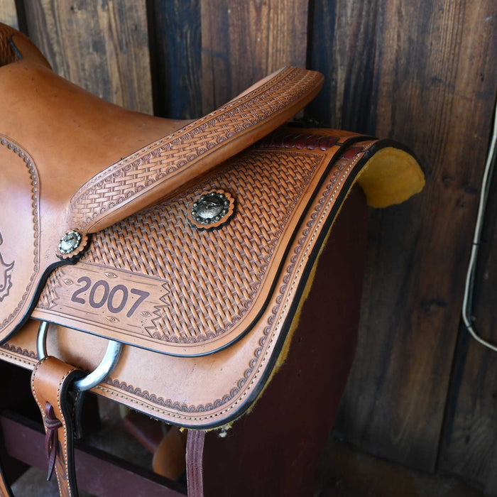 15.5" USED CRATES STEER WRESTLING SADDLE