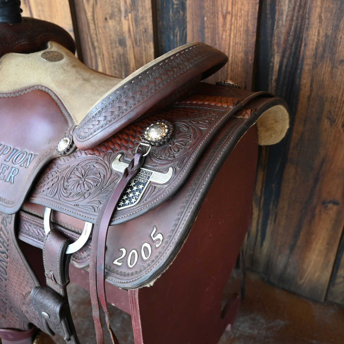 14.5" USED MARTIN TEAM ROPING SADDLE