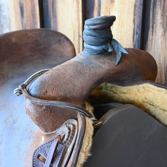 16" USED SOUTH TEXAS TACK RANCH SADDLE