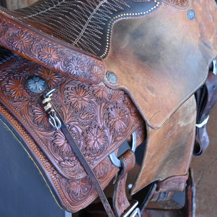 14" USED EQUITECH TEAM ROPING SADDLE