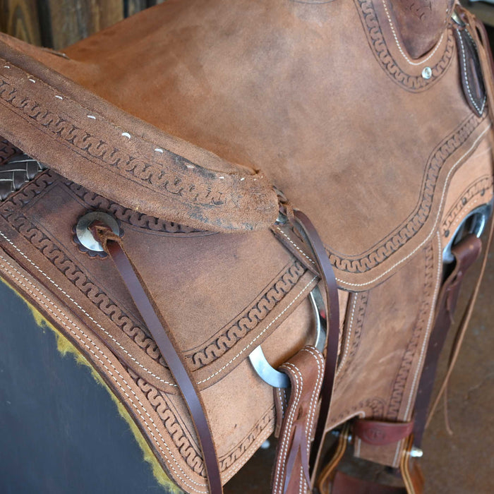 15" USED CIRCLE T RANCH CUTTING SADDLE