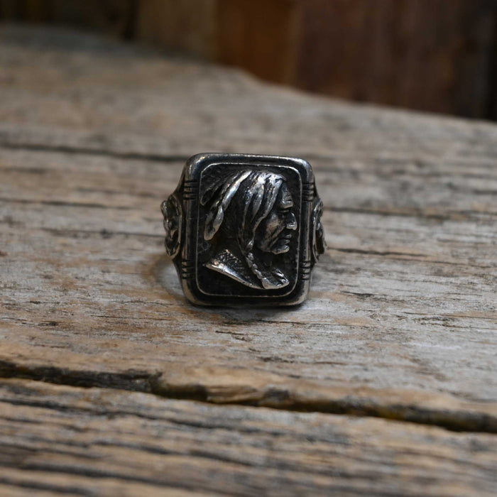 Vintage Size 9 Sterling Silver Cast Indian Chief Ring