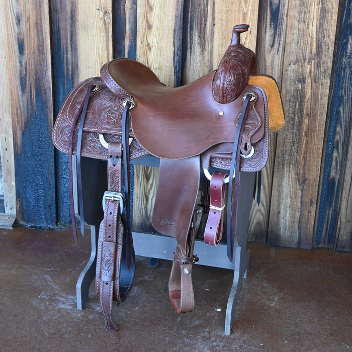 15.5" LIGHTLY USED JEFF SMITH RANCH CUTTING SADDLE