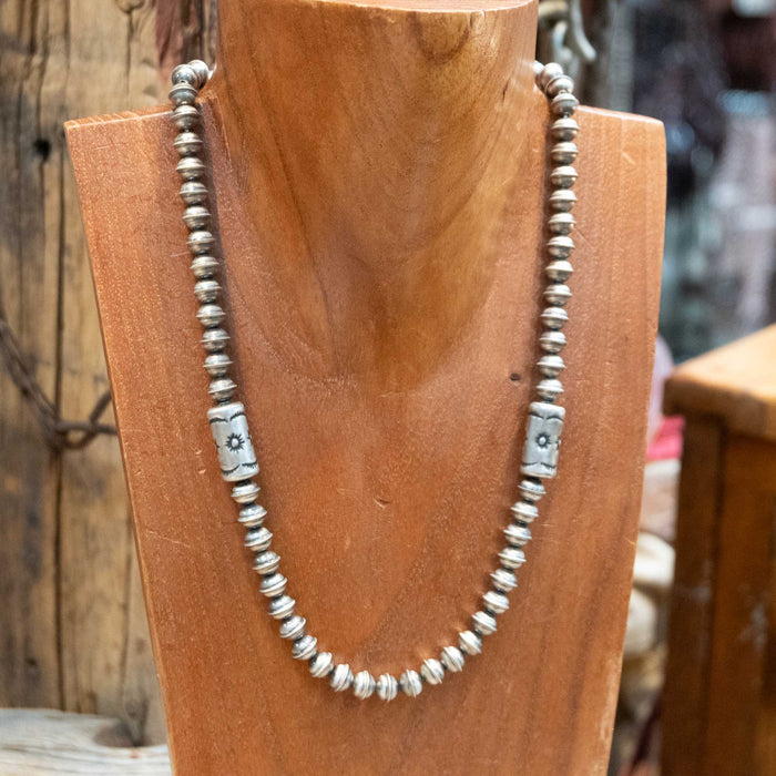 Vintage Sterling Silver Dessert Pearl Necklace