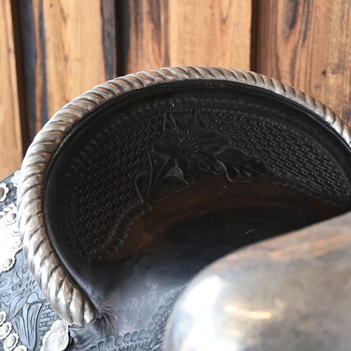 Antique C.C Parade Saddle Collectibles C.C Saddlery