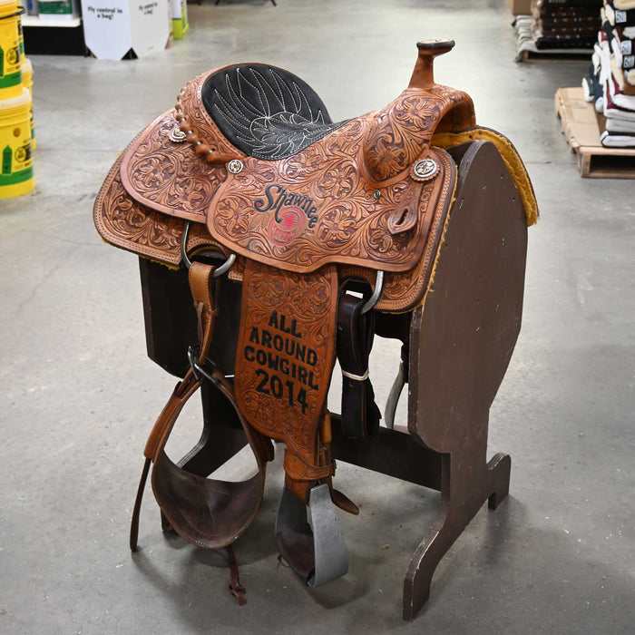 14" USED TWISTER TEAM ROPING SADDLE