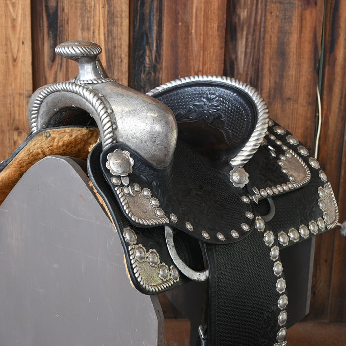 Antique C.C Parade Saddle Collectibles C.C Saddlery